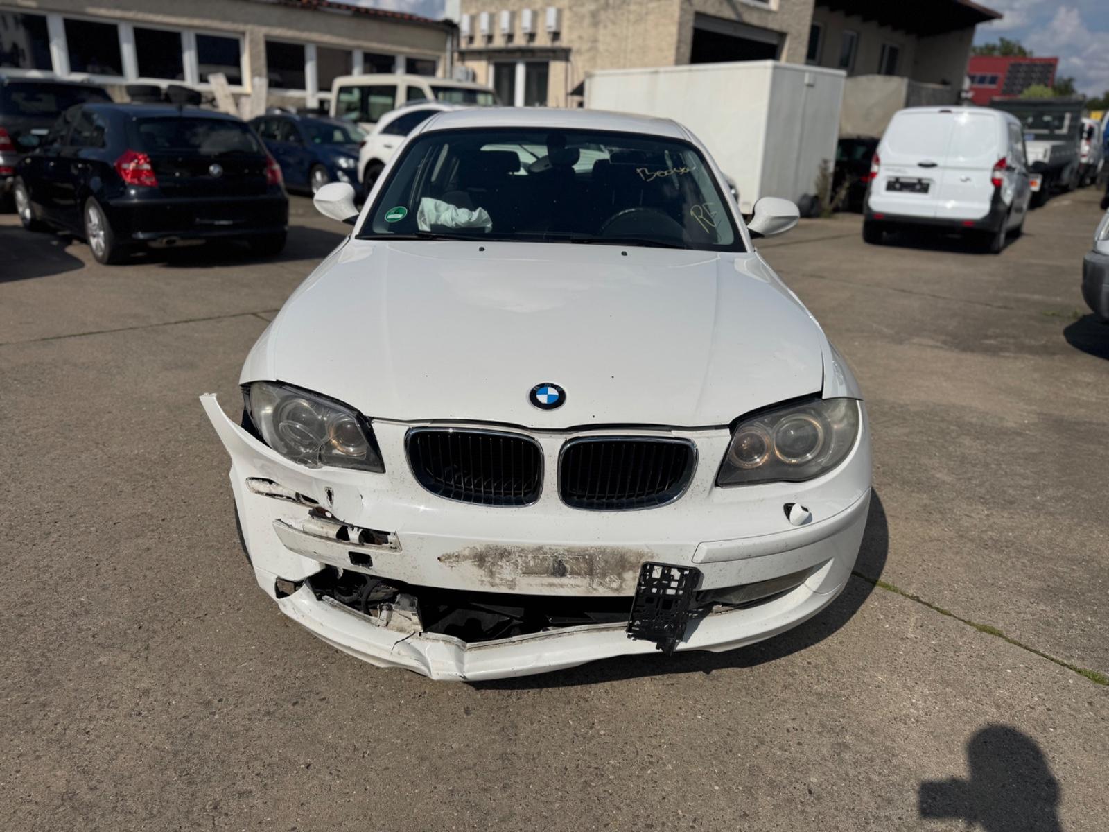BMW 1 Lim. 116d Unfall Fahrbereit
