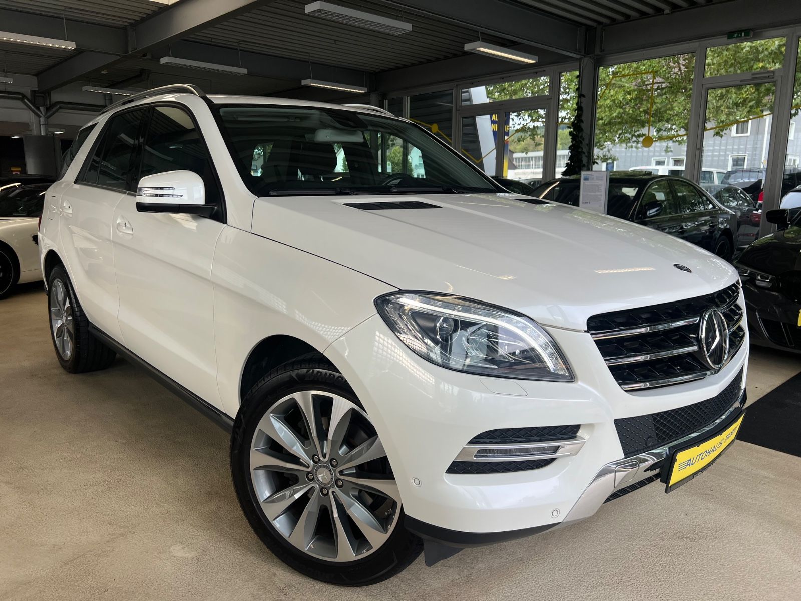Fahrzeugabbildung Mercedes-Benz ML 350 d BlueTec 4Matic * 1.HAND * GEPFLEGT *