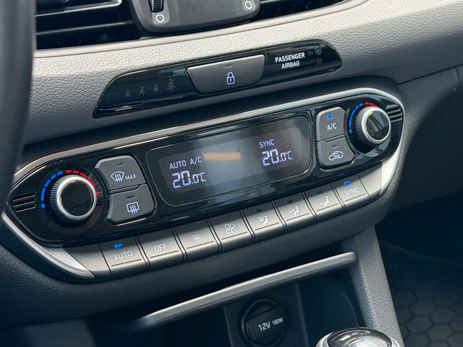 Fahrzeugabbildung Hyundai i30 1.5 T-GDI 48V Prime *Navi*Totwinkel*ACC*RFK*