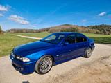 BMW E39 M5 Avusblau-Metallic 1999 - BMW M5: E39