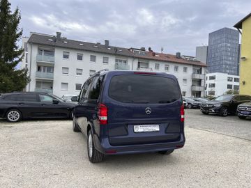 Mercedes V 220 - 7