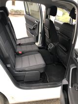 Volkswagen Touran 2.0 TDI SCR DSG Comfortline BMT Comfo... - Volkswagen Touran in Nürnberg