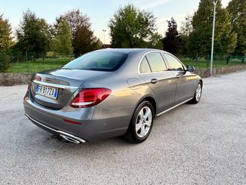 Mercedes E 200 - 7