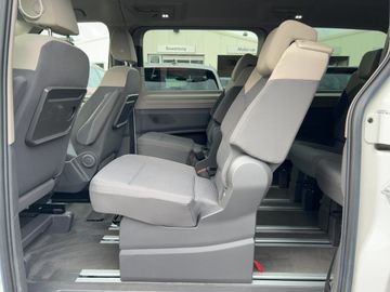 Volkswagen T7 Multivan - 10