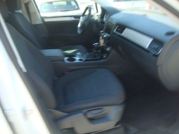 Volkswagen Touareg - 6