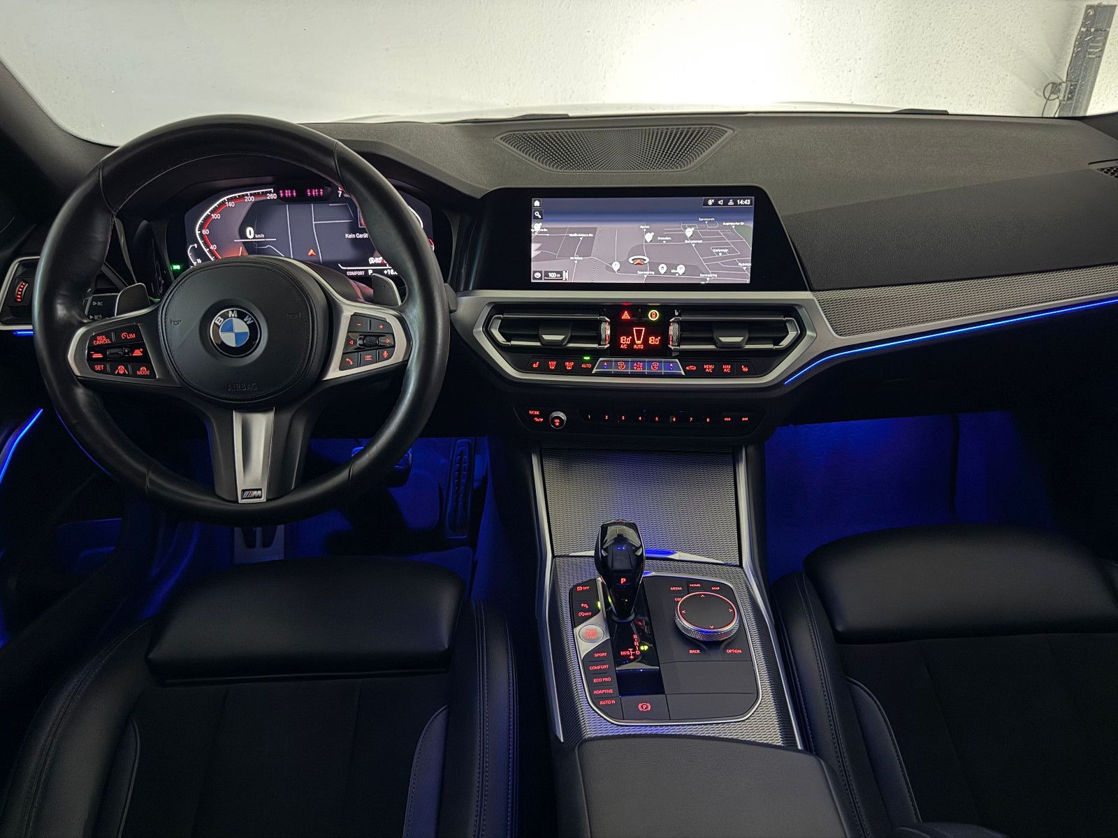 Fahrzeugabbildung BMW 330 i Lim. M SPORT/AHK/HuD/ACC/LASER/DE FZG