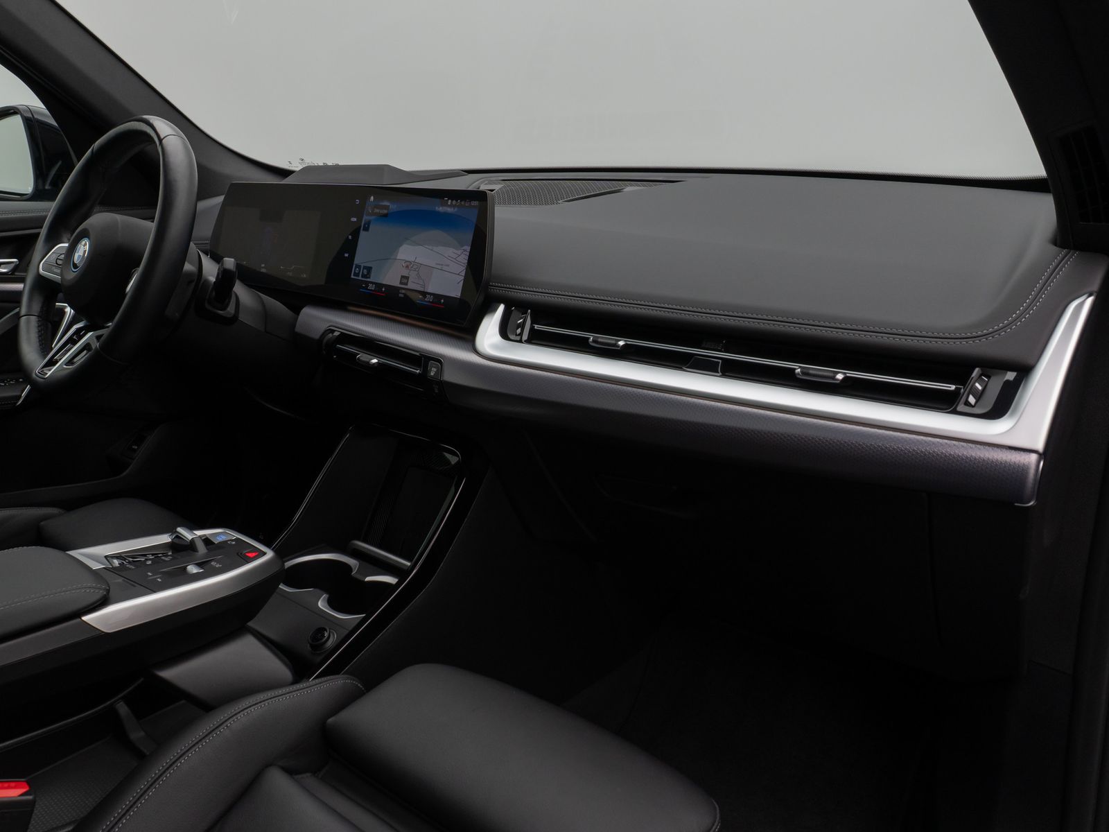 Fahrzeugabbildung BMW iX1 xD30 M Sport Pro Panorama 360°HUD DAB H/K