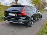 Volvo V90 Cross Country T5 AWD Pro Geartronic Pro - Volvo Gebrauchtwagen in Celle