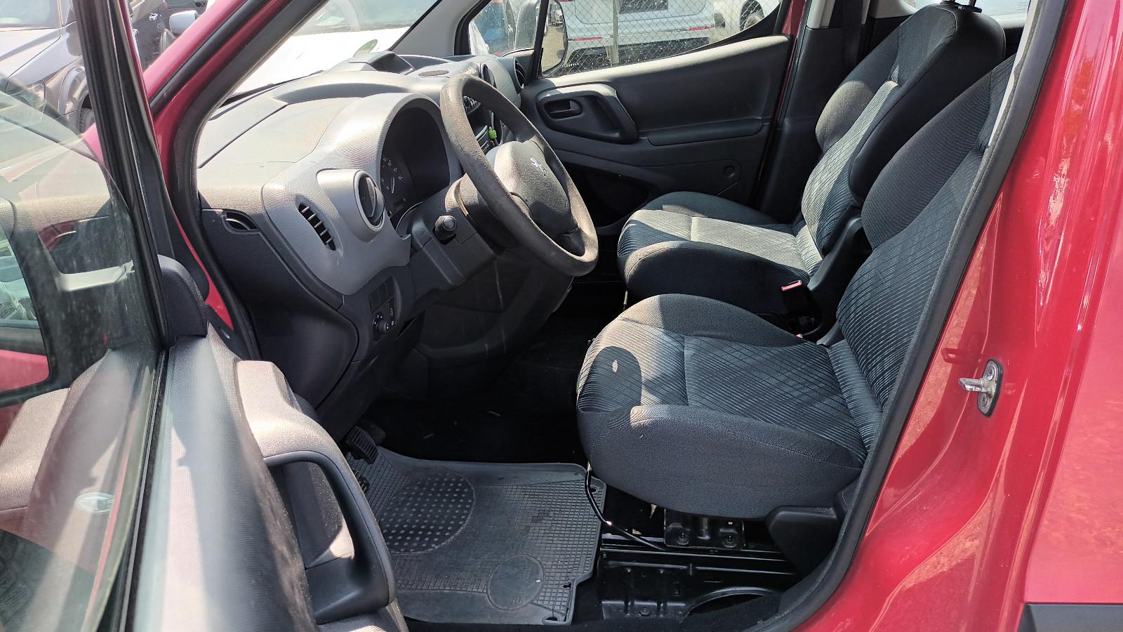 Peugeot PARTNER1.6HDI;KLIMA,PDC;BK;ESP;ISO;1stHand;Euro5