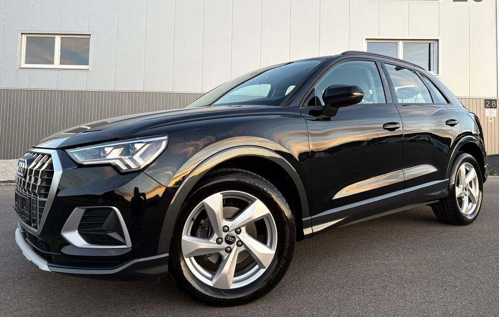 Image of Audi Q3