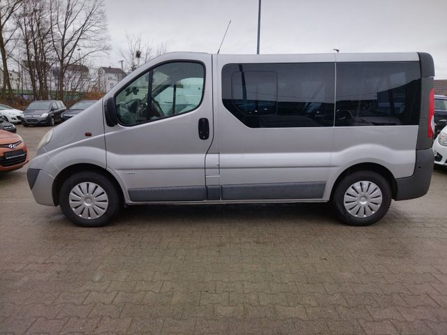 Opel Vivaro Kombi L1H1 2,9t+ 9 SITZER+KLIMA+R.CAM+PDC