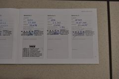 VOLVO XC60 D5 AWD~R Design~Leder~Business~I-safe~21"