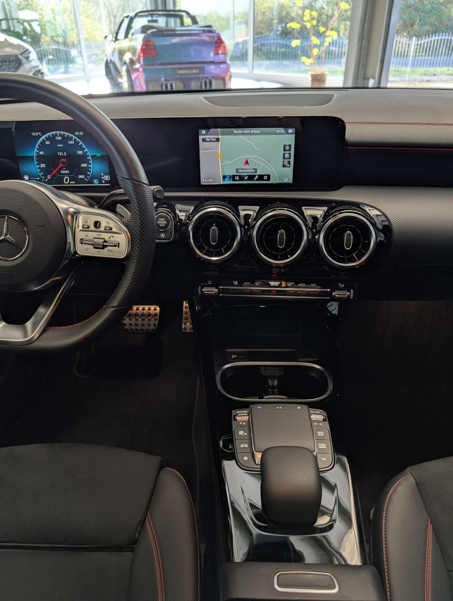 Fahrzeugabbildung Mercedes-Benz CLA 250 SB Dinamica AMG-Line MBux Cam ACC Pano