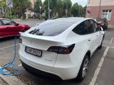 Tesla Model Y Long Range Dual Motor AWD  - Tesla Model Y in Berlin