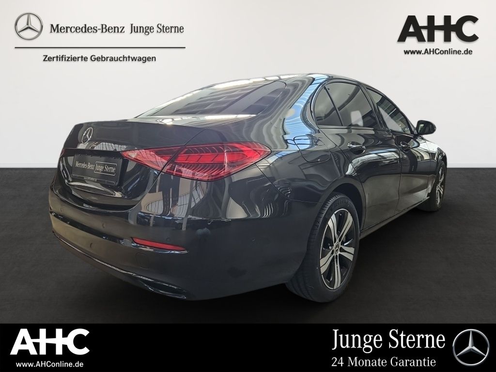 Fahrzeugabbildung Mercedes-Benz C 300 e Avantgarde Night LED Kamera SHZ Navi DAB