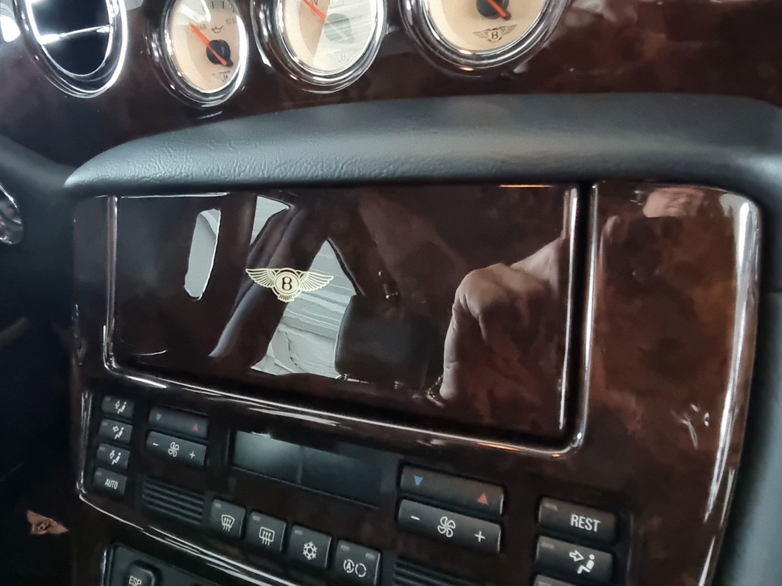 Fahrzeugabbildung Bentley Arnage/2. Hand/Erstlack/Kpl. Historie/Sammler