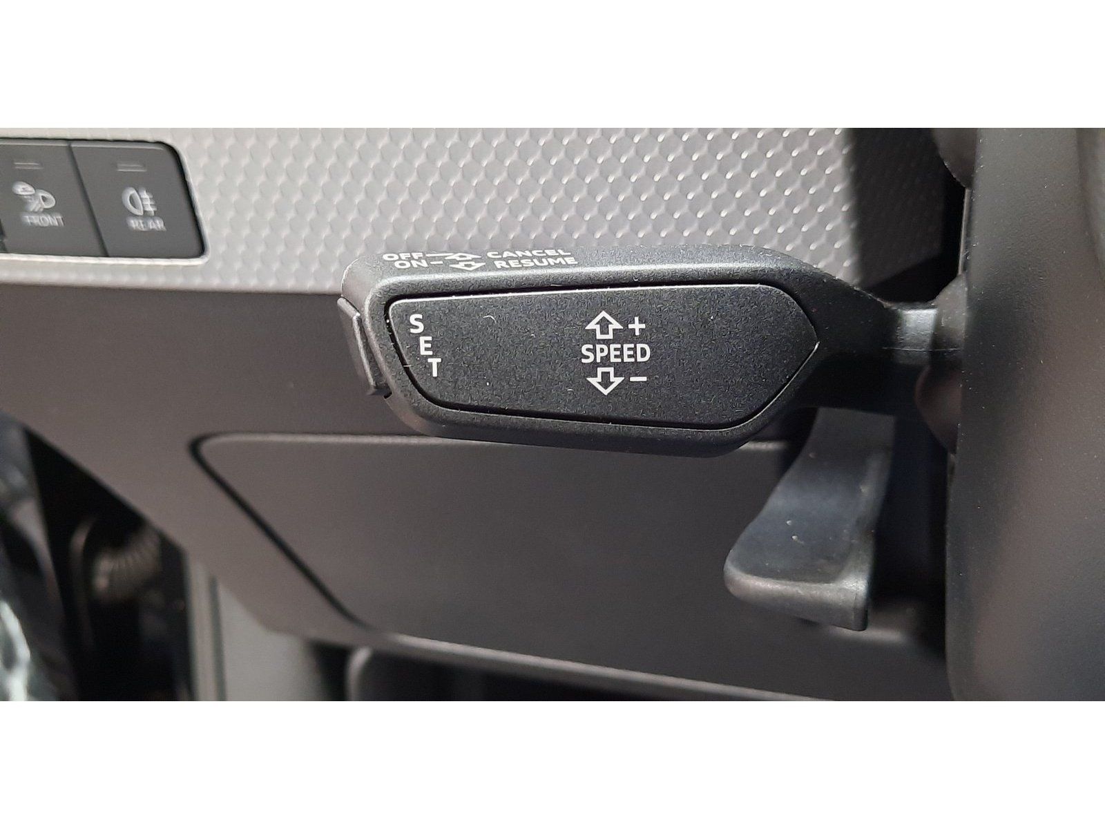 Fahrzeugabbildung Audi A1 Sportback 30 TFSI S-line *Cam*LED*PDC*Navi*