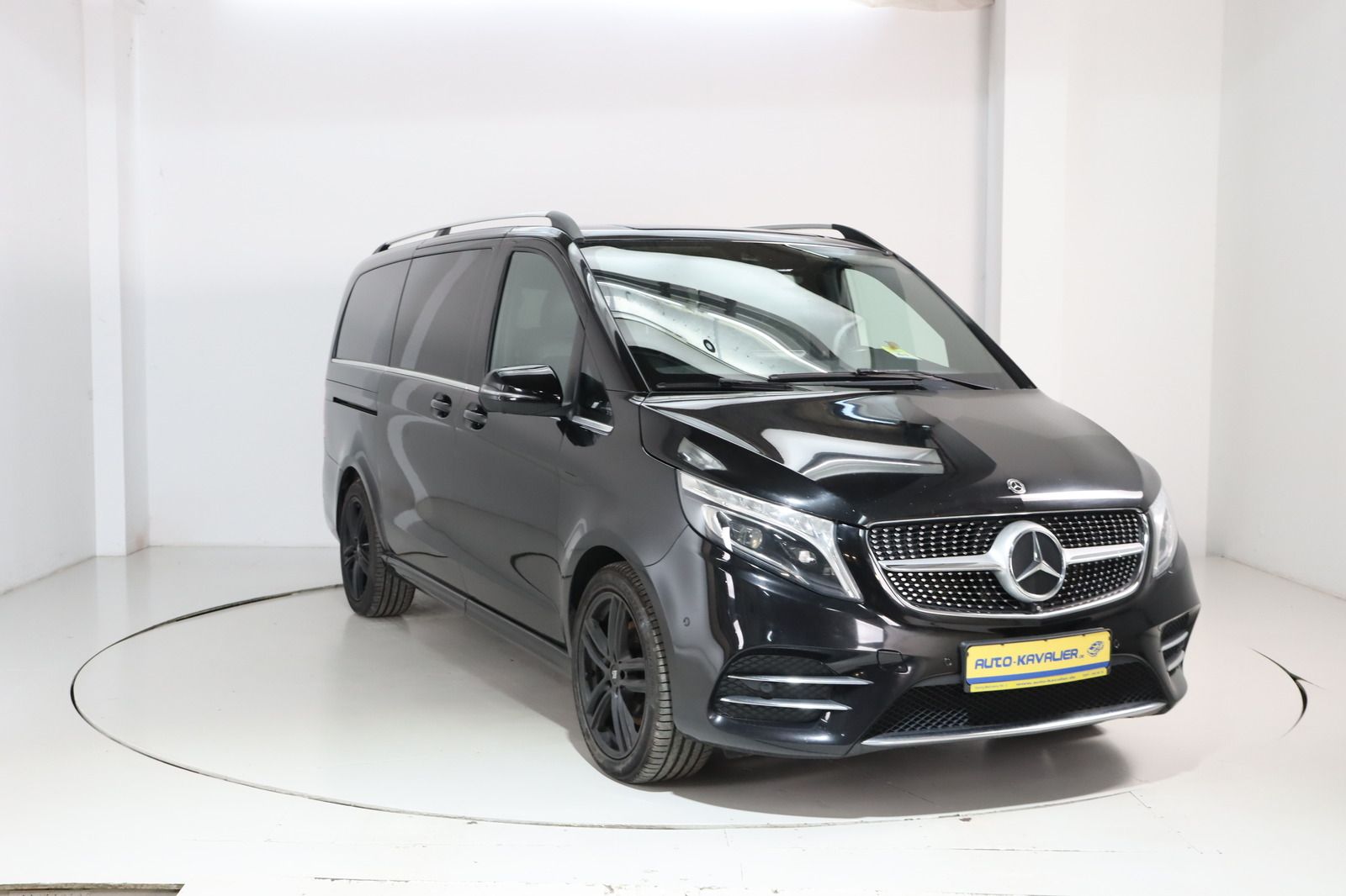 Fahrzeugabbildung Mercedes-Benz V 300 d AMG 4M * DIS * 360 * Burmeister