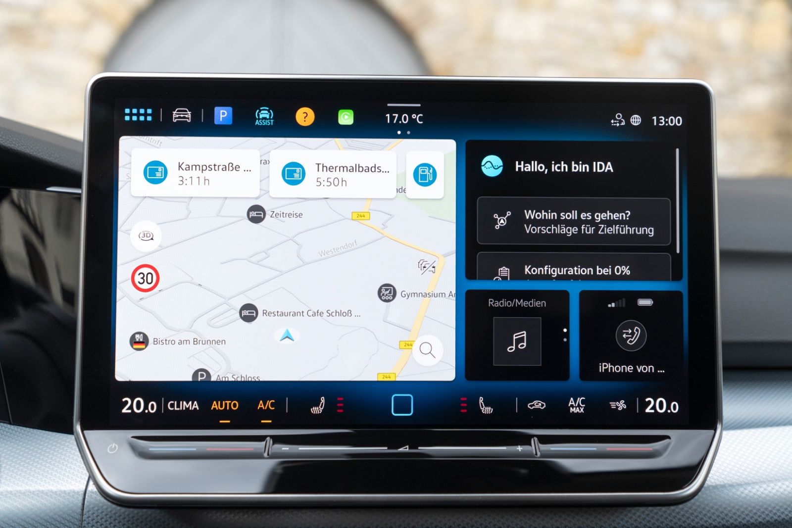 Fahrzeugabbildung Volkswagen Golf VIII 2.0 TDI ENERGY ACC LED KAM CARPLAY AHK