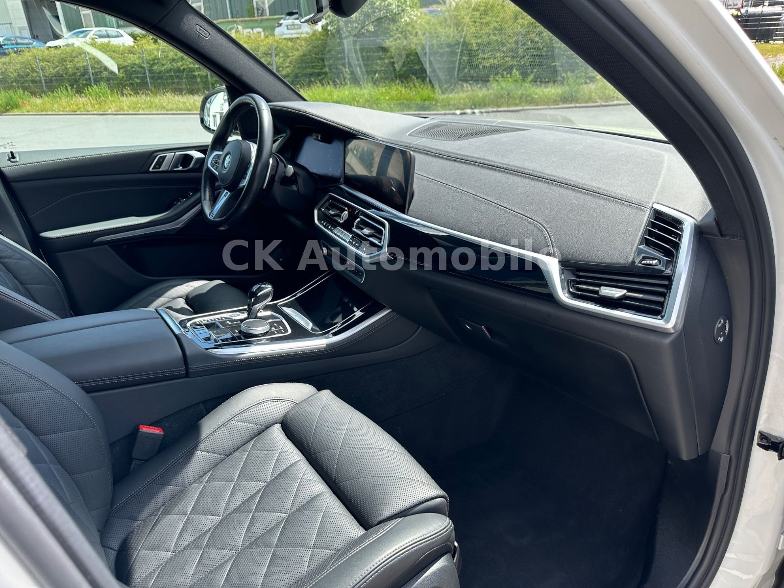 Fahrzeugabbildung BMW X5 xDrive 45 e M Sport/Pano/Laser/Kam360°/AHK