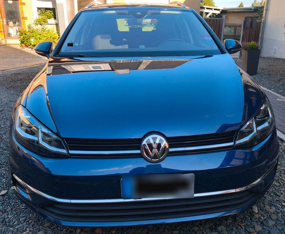 Image of Volkswagen Golf