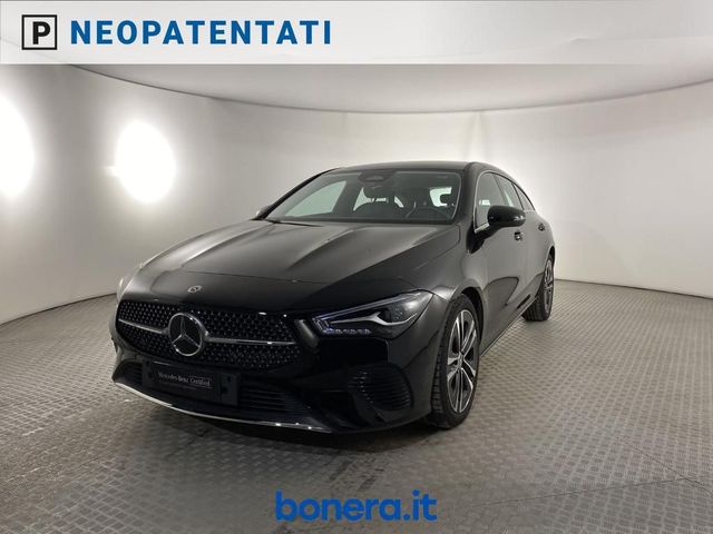 Mercedes-Benz Mercedes CLA Shooting Brake 180 D Progressive Ad