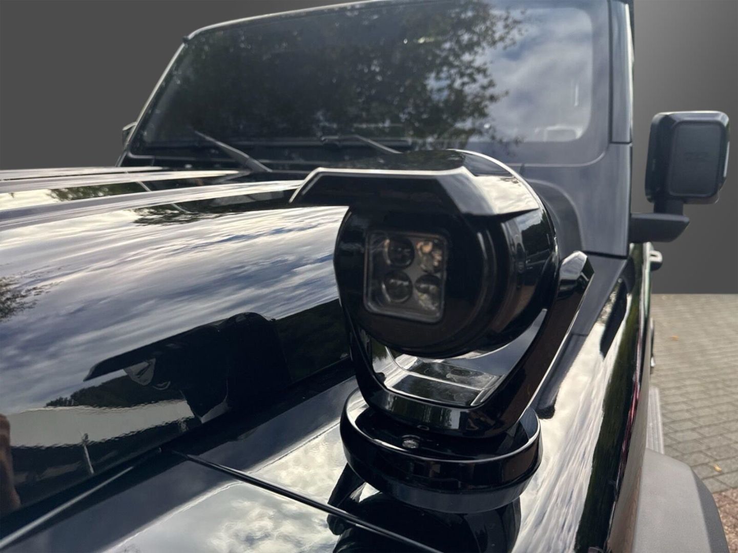 Fahrzeugabbildung BAW 212 4X4 2.0 Diesel Automatik - Leder