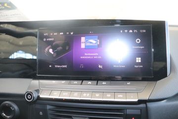 Fotografie des Opel Astra Plug-In-Hybrid GS Line