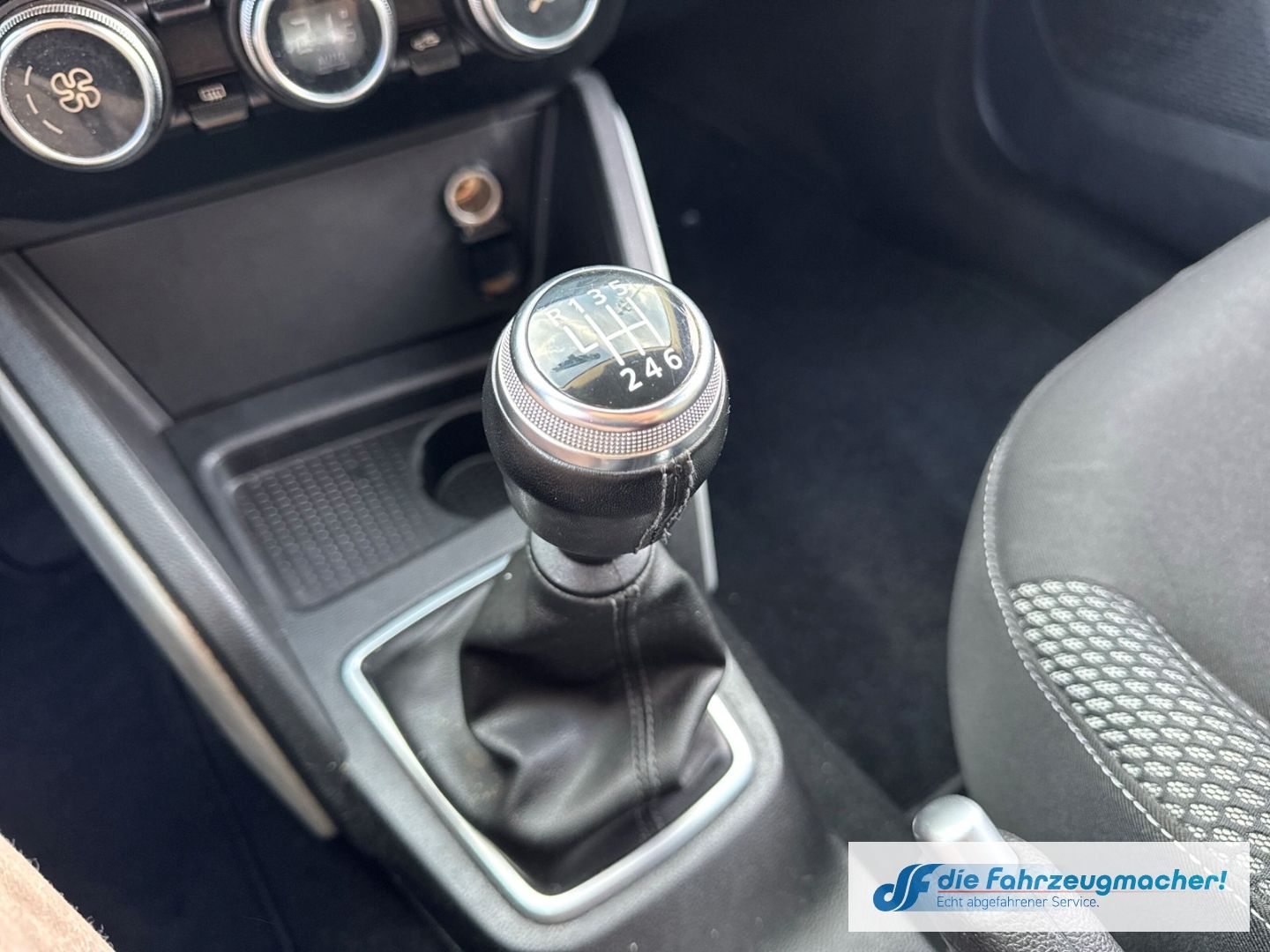 Fahrzeugabbildung Dacia Duster II Prestige 4WD Navi 360 Kamera *EXPORT