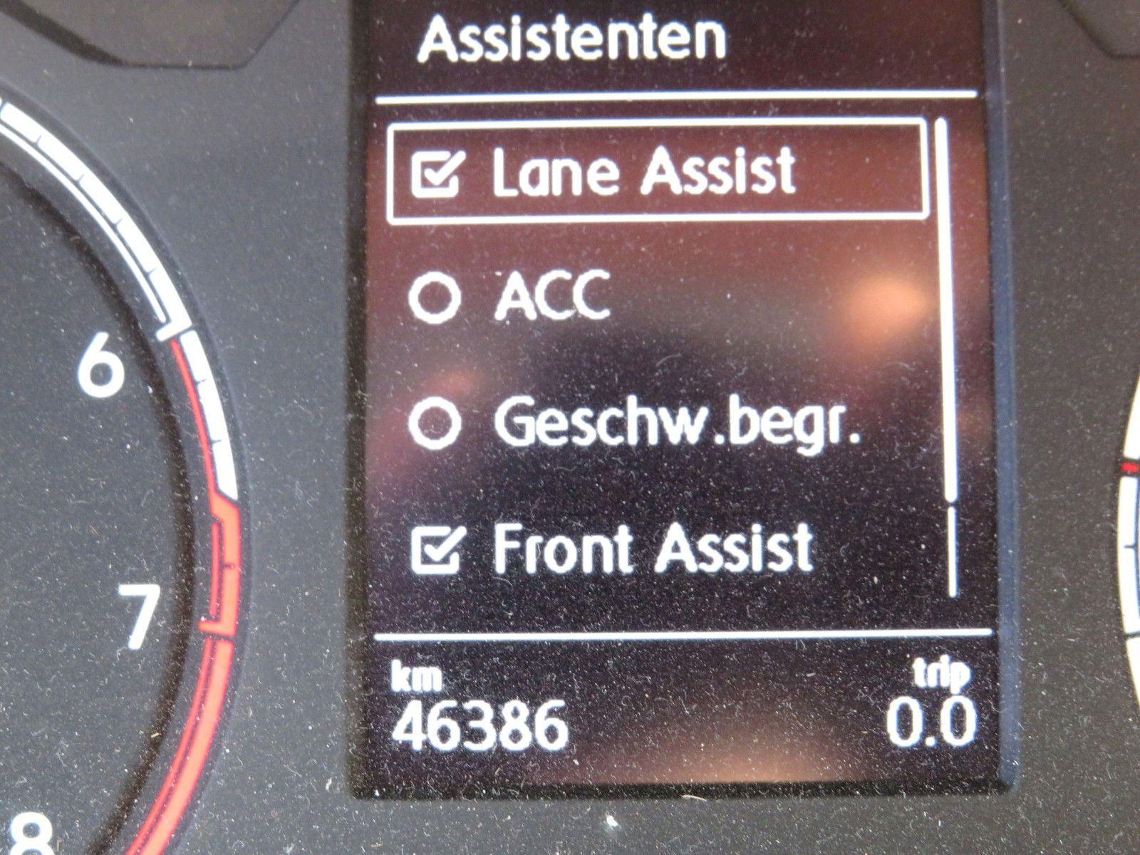 Fahrzeugabbildung Volkswagen T-Cross United LEDER DAG ACC APP-CONNECT KAMERA