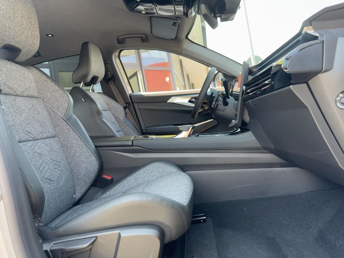 Fahrzeugabbildung Renault Rafale Techno E-Tech FullHybrid200 EL.HECKKLAPPE