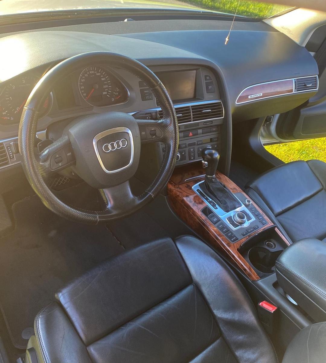 Audi Quattro 2005 — photo 10