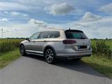 Volkswagen Passat Alltrack 2.0 TDI DSG 4Motion Sitzklima - mit Diesel-Antrieb: Beige, Kombi