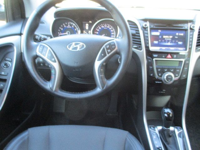 Fahrzeugabbildung Hyundai i30 blue Premium Automatik, Panorama-Dach