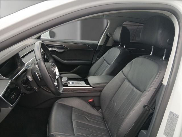 Audi A8 - Bild 18