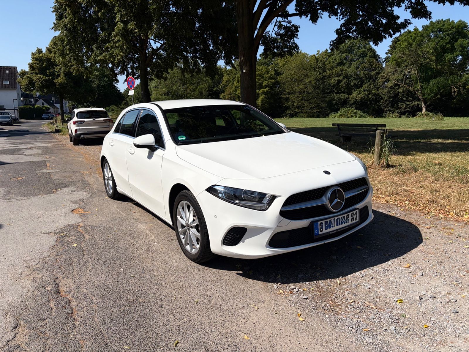 MERCEDES-BENZ A 220 Kamera Digital Tacho Automatik Car Play