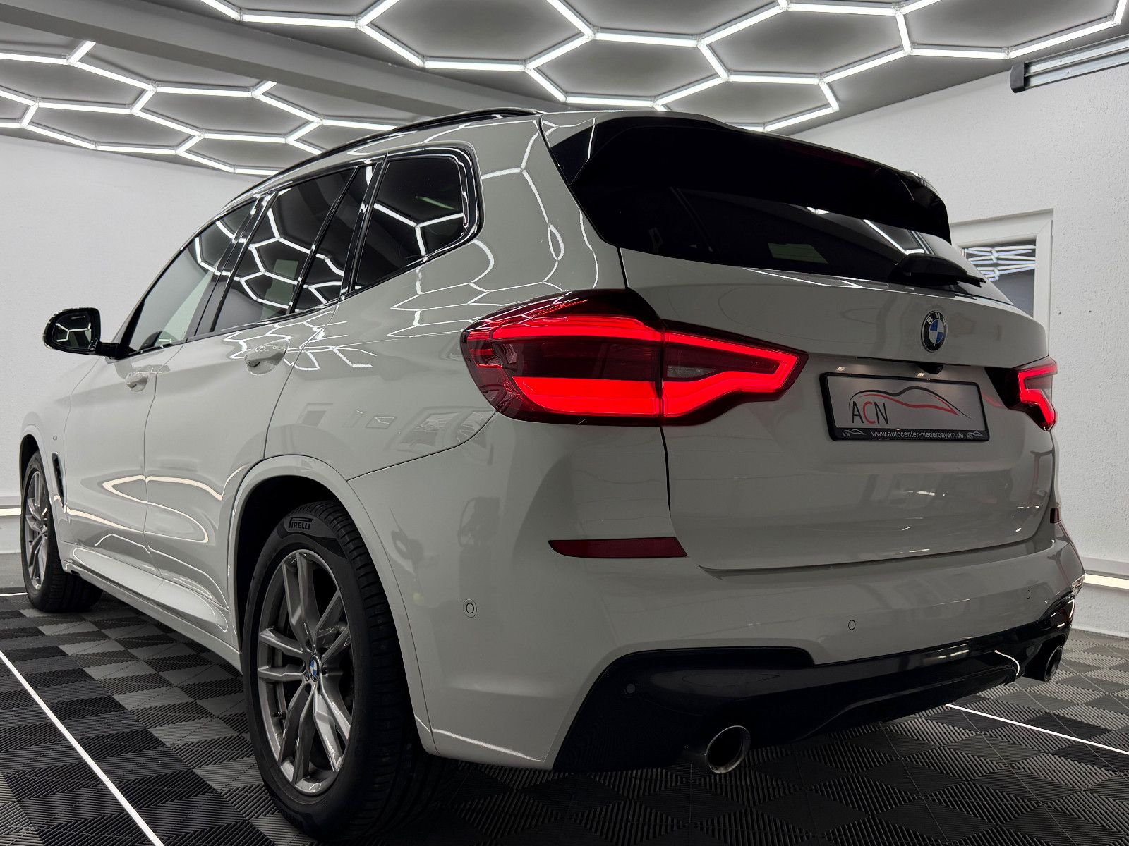 Fahrzeugabbildung BMW X3 xDrive 30 d M SPORT/LED/HuD/H&K/PANO/AHK/360*