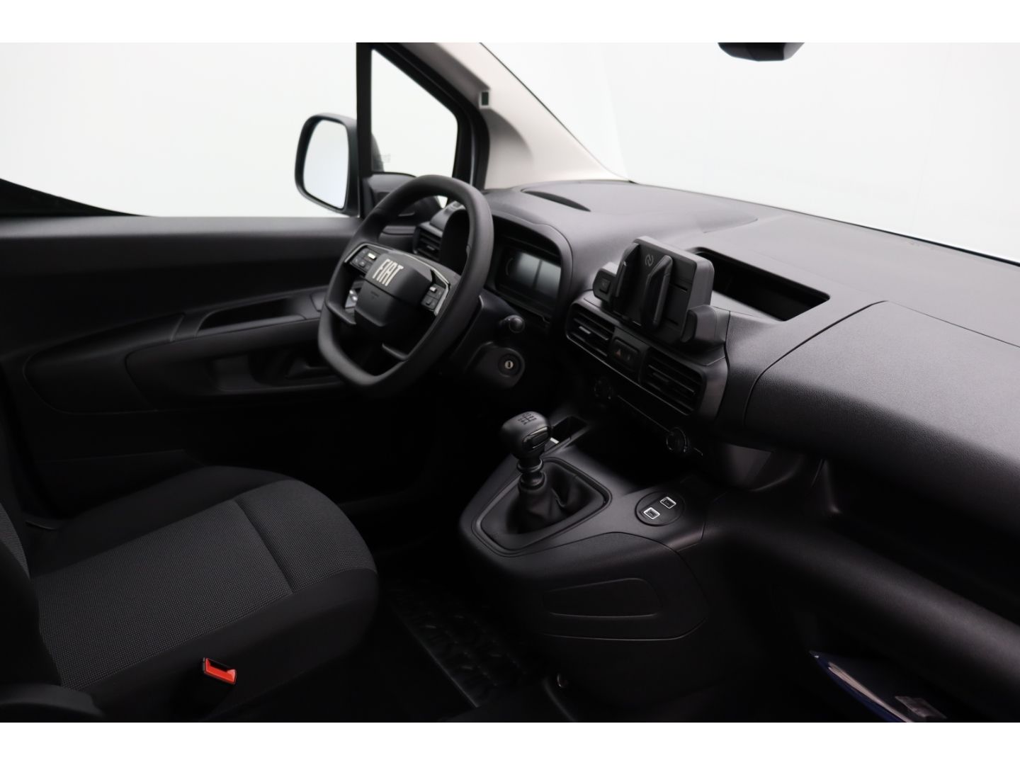 Fahrzeugabbildung Fiat Doblo 1.5 75 kW Kastenwagen Easy Pro Diesel 100