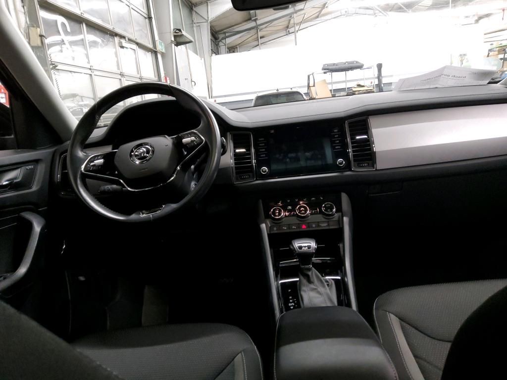 Fahrzeugabbildung SKODA Kodiaq TSI Tour DSG 4x4 Standhzg. Matrix AHK Nav