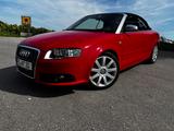 Audi S4 V8 4.2 quattro Cabrio - Audi aus 2006: Cabrio