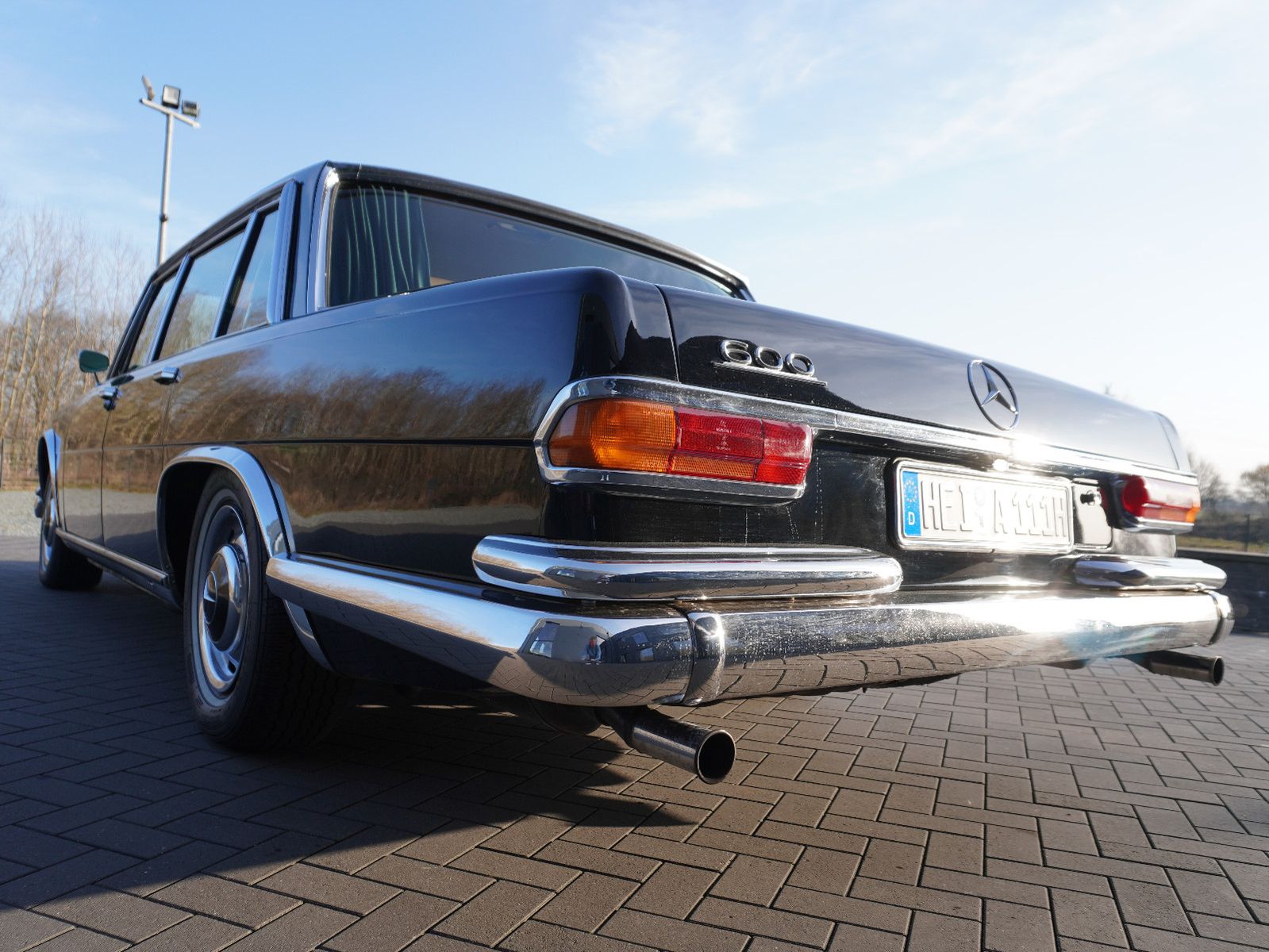 Fahrzeugabbildung Mercedes-Benz 600