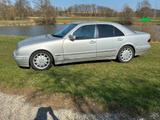 Mercedes-Benz E 240 Avantgarde - gebrauchte Mercedes-Benz E-Klasse aus dem Jahr 2000