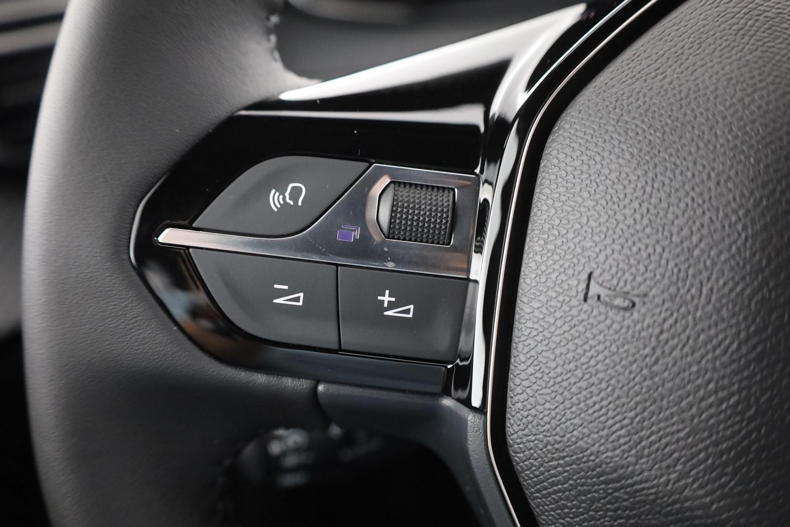Peugeot 2008 1.2 PureTech LED Navi Tempomat