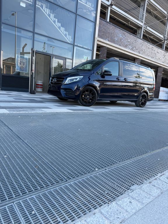 Image of Mercedes-Benz V 250