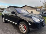 Porsche Cayenne Turbo 4,5 V8 LKW - Porsche Cayenne aus 2004: Turbo