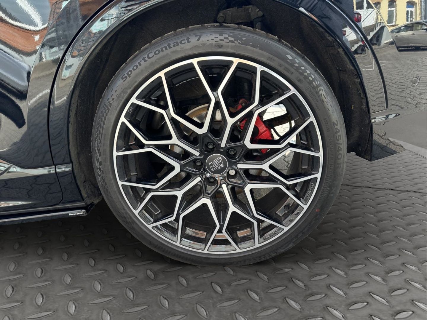 Fahrzeugabbildung Ford Kuga Hybrid ST-Line X HUD AHK-klappbar Navi Dig