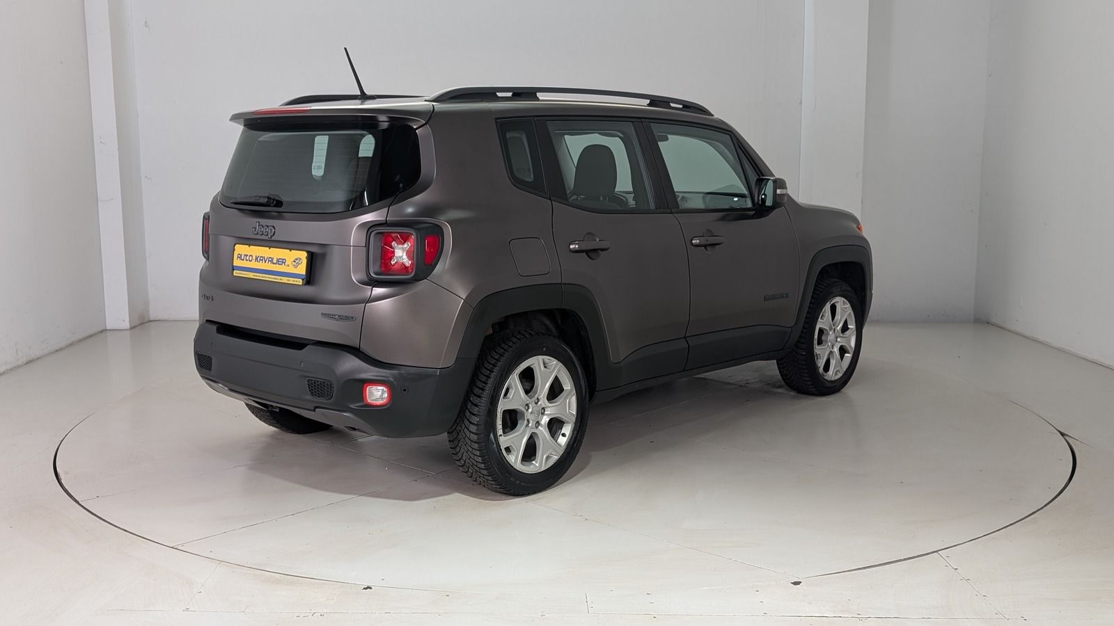Fahrzeugabbildung Jeep Renegade 2.0 MultiJet II 140 AWD * AHK Night Eag