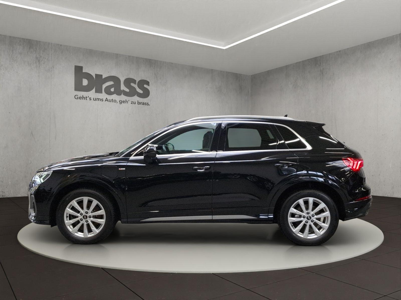 Audi Q3 TFSI e S line 45 e 180(245) kW(PS) S tronic