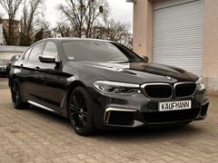 Fahrzeugabbildung M550 i xDrive LED HUD H&K KAM PANO