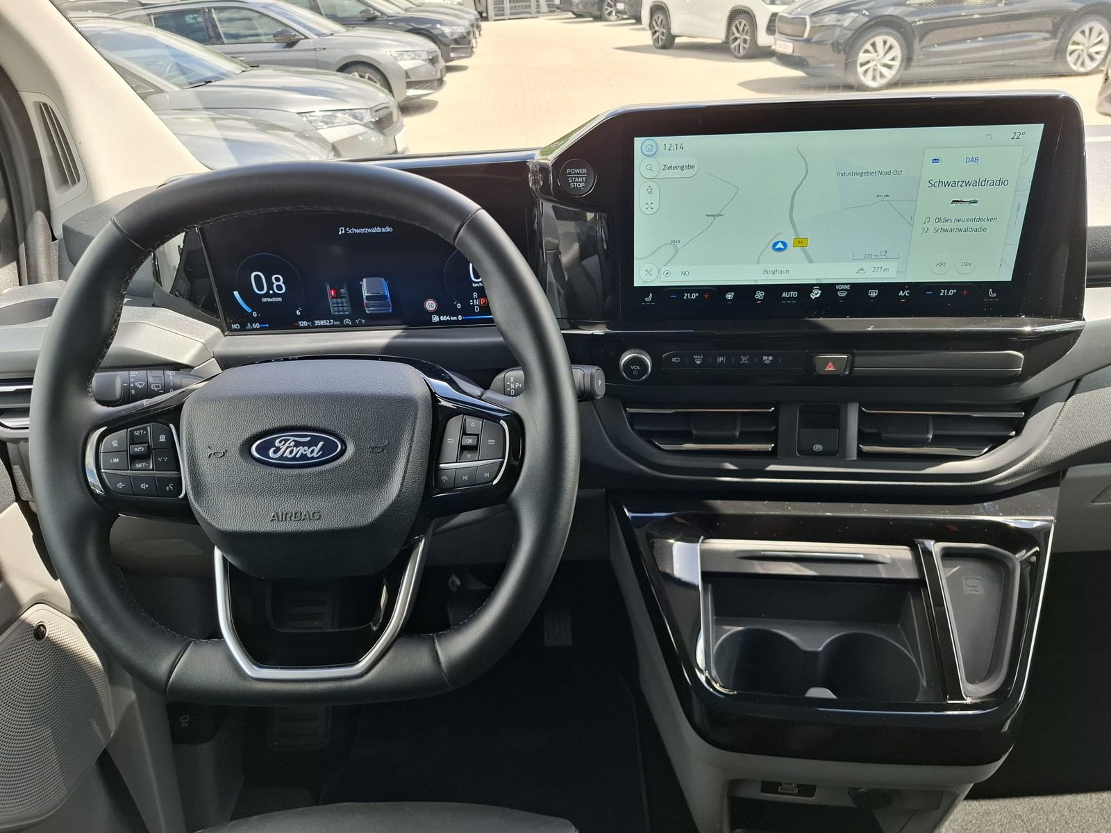 Fahrzeugabbildung Ford Tourneo Custom L1 Titanium X MATRIX*STANDH.*AHK